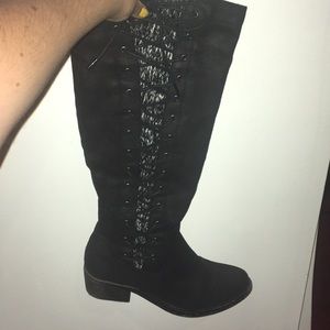 Black riding style boots